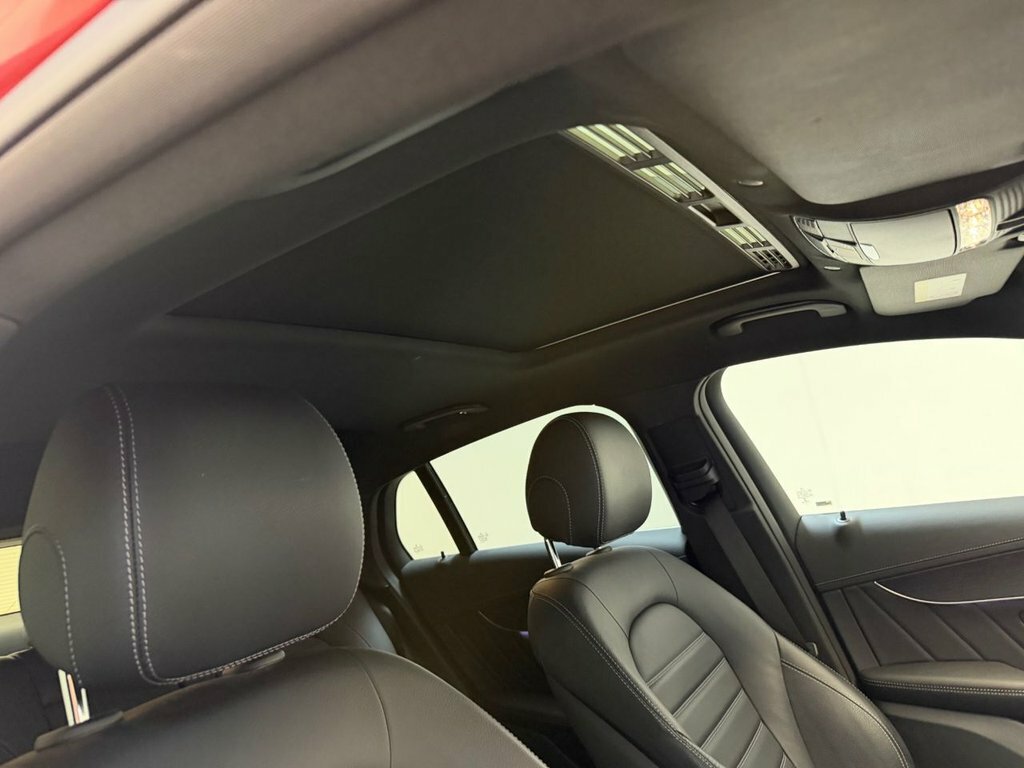 Mercedes-Benz GLC Class 2.0 Glc300de 13.5Kwh Amg Line Premium Suv Di #24