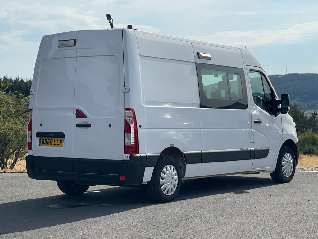 Vauxhall Movano Mpv White #5