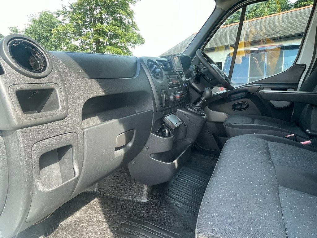 Vauxhall Movano 2018 2.3 Cdti 3500 Biturbo Chassis Cab White #21