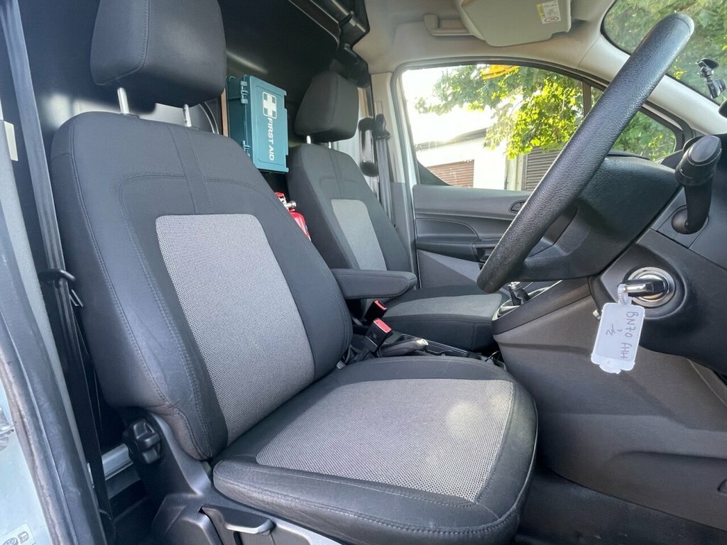 Ford Transit Connect 1L Leader White #2