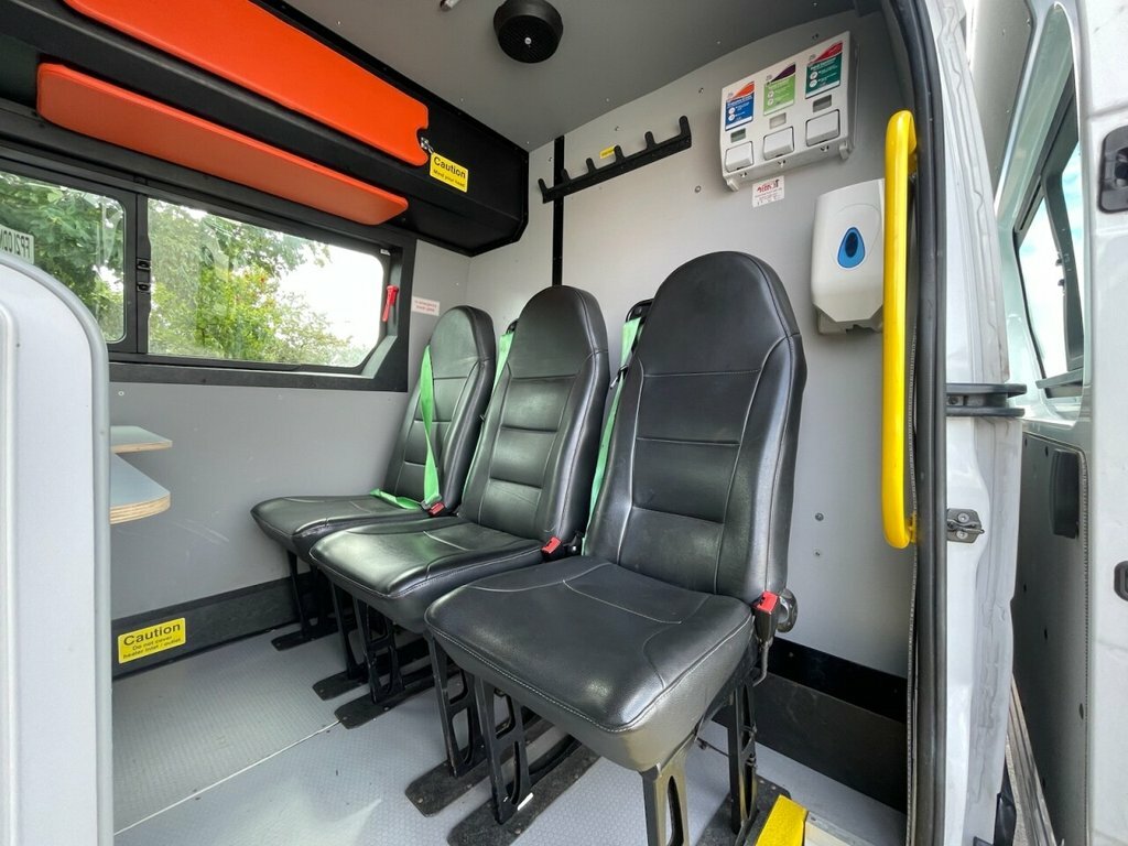 Vauxhall Movano Mpv White #2