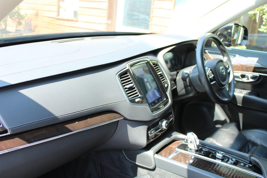 Volvo XC90 2.0H T8 Twin Engine 11.6Kwh Inscription Pro 4 YO19VWX Black #5