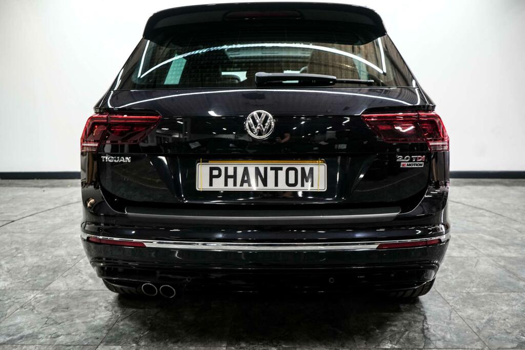 Volkswagen Tiguan Suv Black #11
