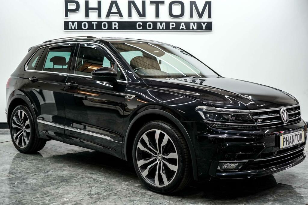 Volkswagen Tiguan R-line Black