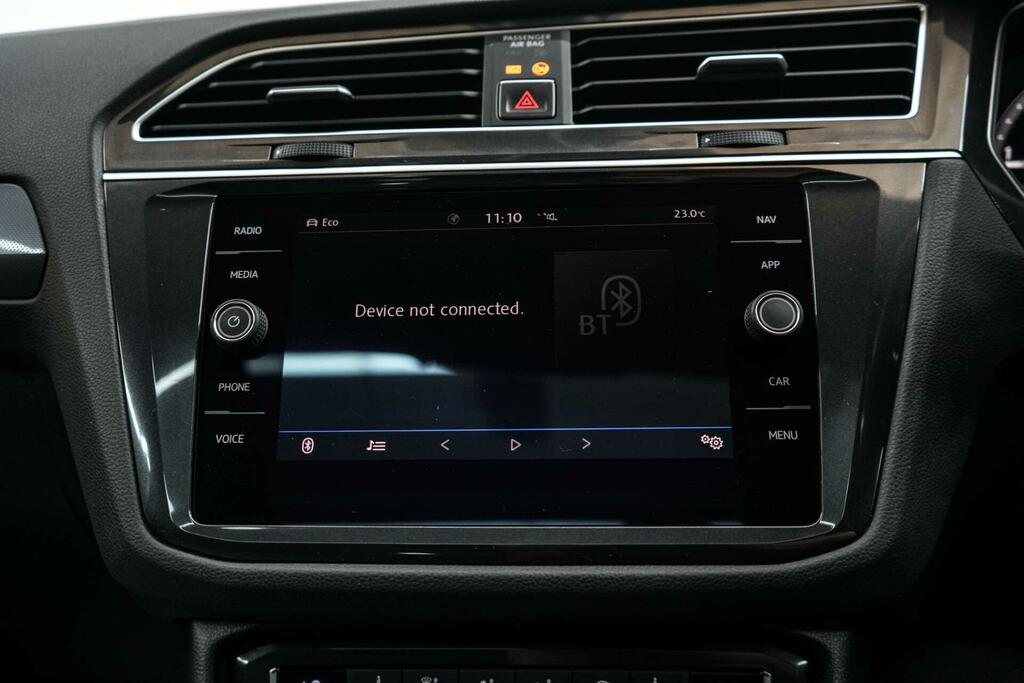 Volkswagen Tiguan Suv Black #29