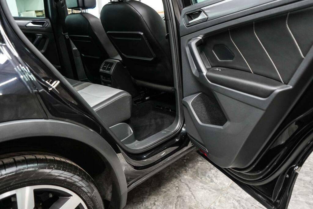 Volkswagen Tiguan Suv Black #22