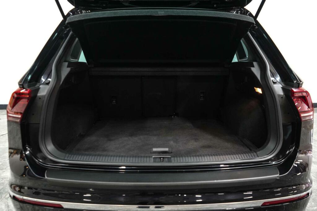 Volkswagen Tiguan Suv Black #13