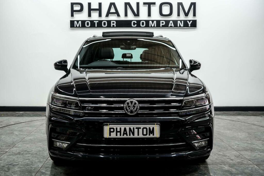 Volkswagen Tiguan R-line Black #2