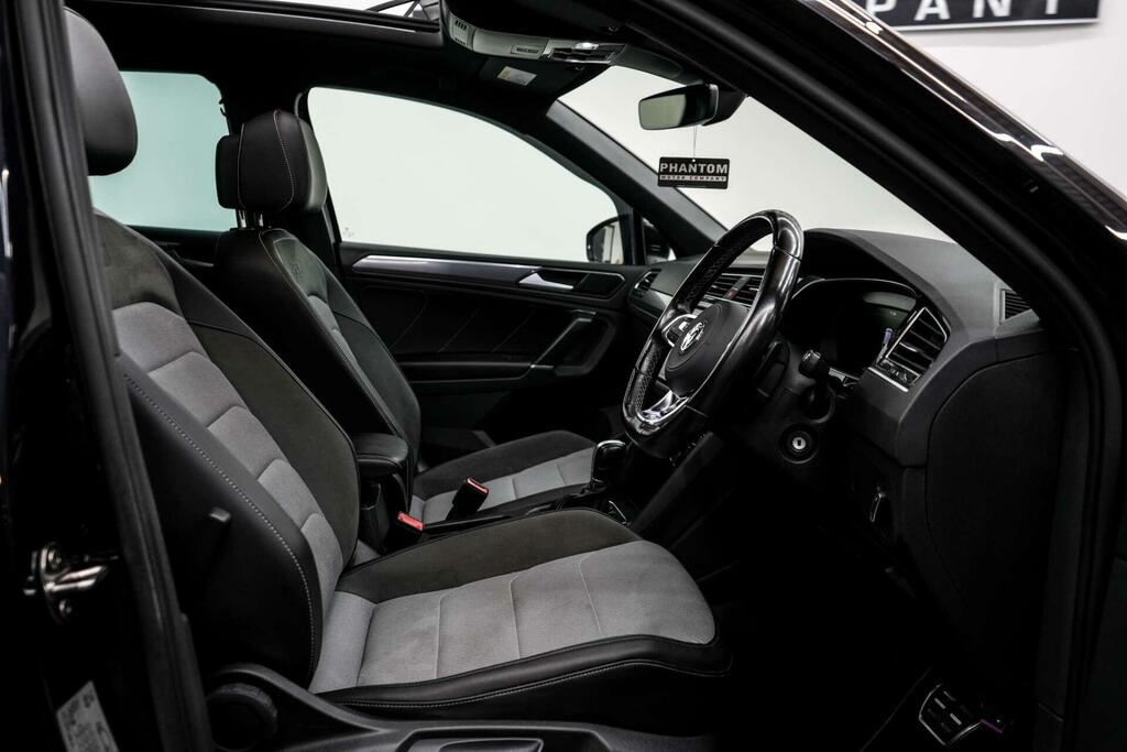 Volkswagen Tiguan Suv Black #17