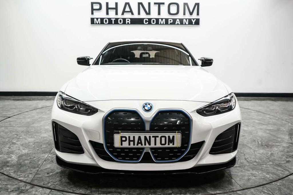BMW i4 M Sport White #5
