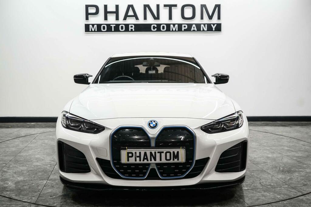 BMW i4 M Sport White #2