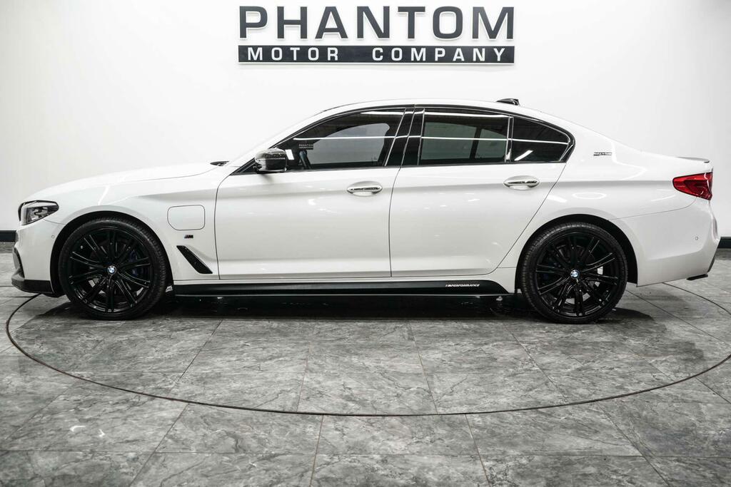BMW 5 Series M Sport White #3