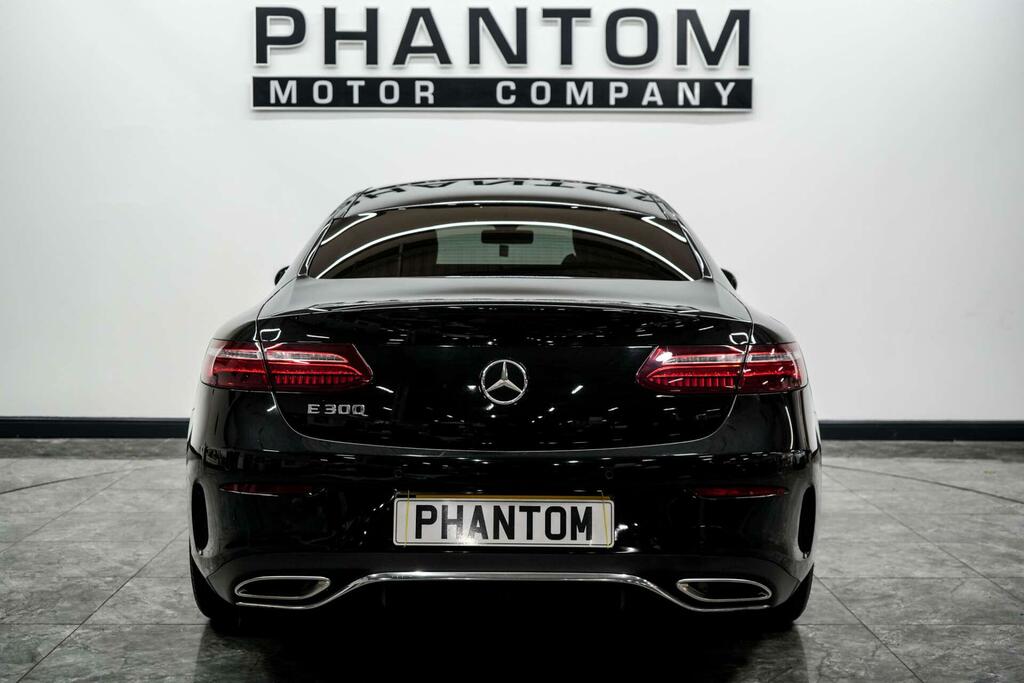 Mercedes-Benz E Class Amg Line Black #4