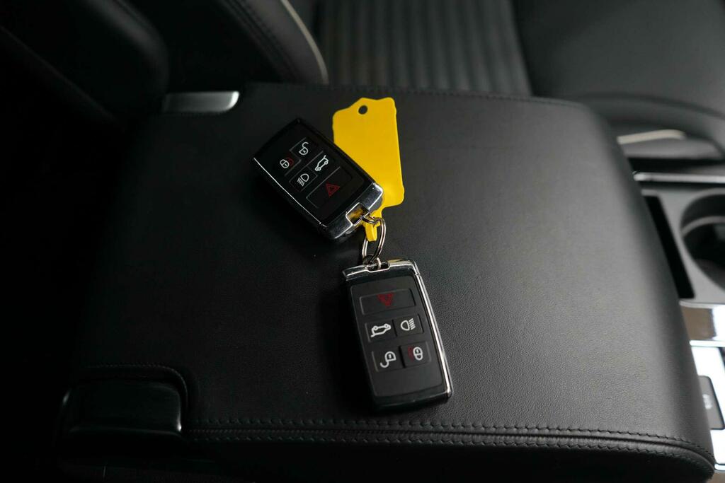 Land Rover Discovery This Vehicle Is Modified Professionally By Urban A Black #30