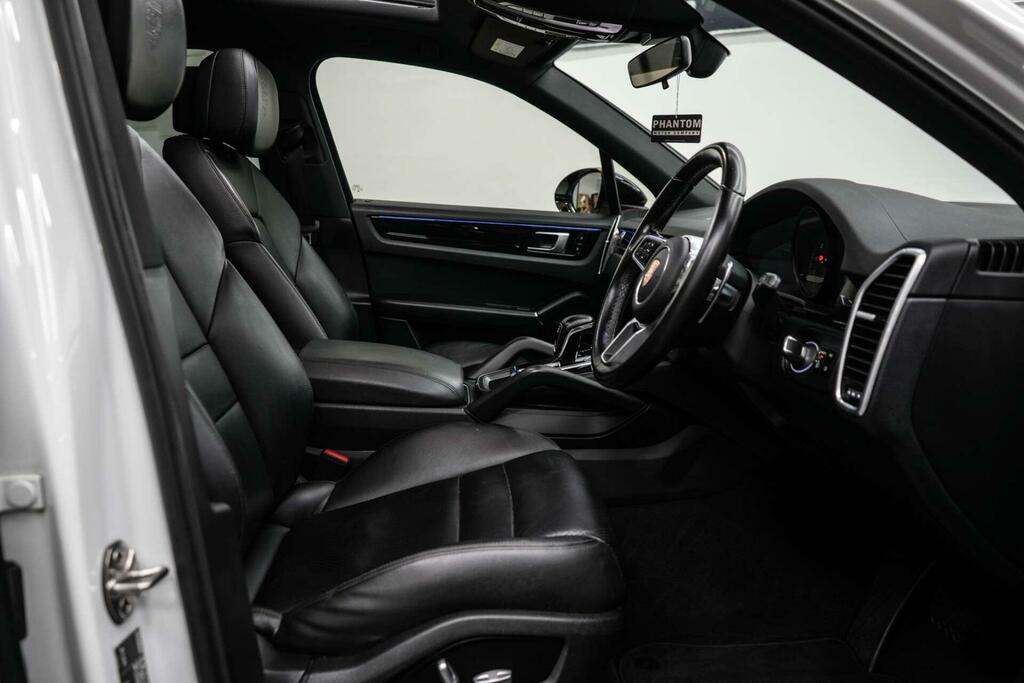 Porsche Cayenne V6 E-hybrid 14.1Kwh Suv Plug-in Hybrid Tipt Black #18