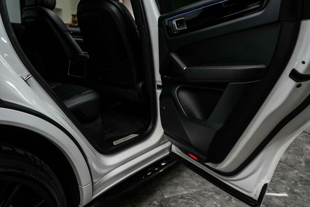 Porsche Cayenne V6 E-hybrid 14.1Kwh Suv Plug-in Hybrid Tipt Black #24