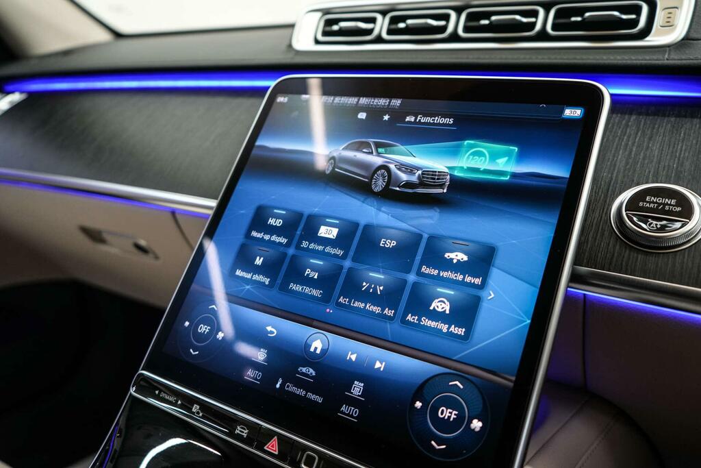Mercedes-Benz S Class S580e L Amg Line Premium 9G-tronic Black #43