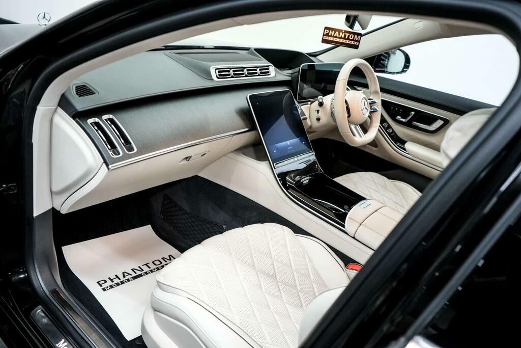 Mercedes-Benz S Class S580e L Amg Line Premium 9G-tronic Black #32
