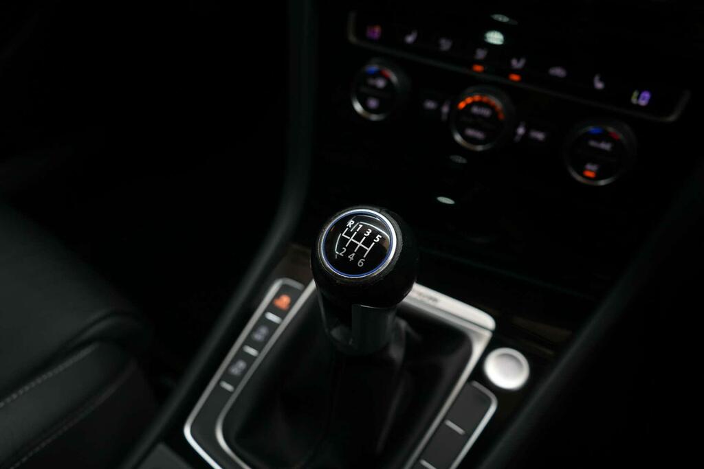 Volkswagen Golf New Gt 2.0 Tdi 150 Ps 6-Speed Dsg Black #28