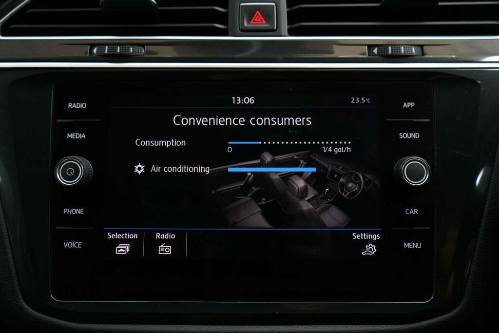 Volkswagen Tiguan 2.0 Tdi Se Navigation Suv Ss Grey #34