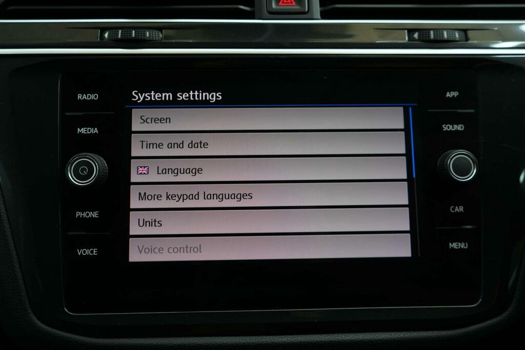 Volkswagen Tiguan 2.0 Tdi Se Navigation Suv Ss Grey #36