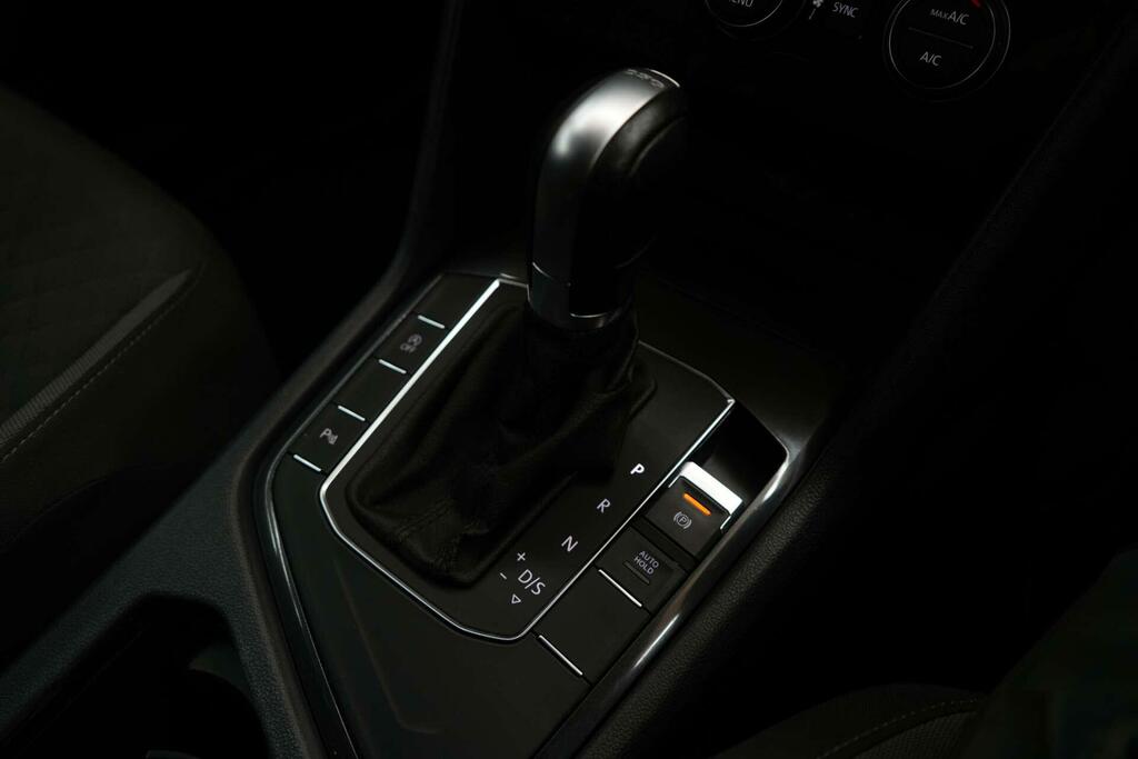 Volkswagen Tiguan 2.0 Tdi Se Navigation Suv Ss Grey #26
