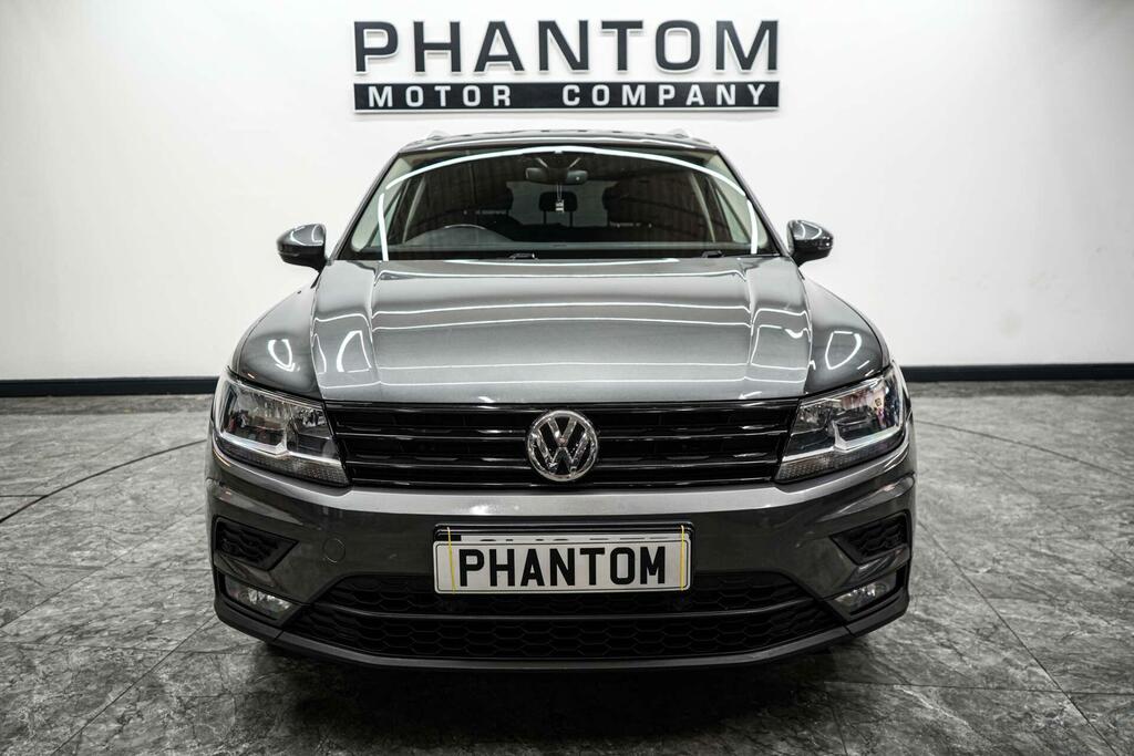 Volkswagen Tiguan 2.0 Tdi Se Navigation Suv Ss Grey #5