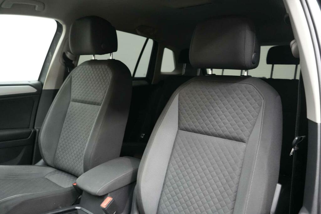 Volkswagen Tiguan 2.0 Tdi Se Navigation Suv Ss Grey #15