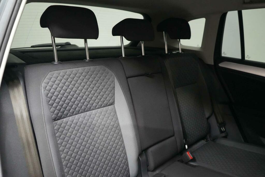 Volkswagen Tiguan 2.0 Tdi Se Navigation Suv Ss Grey #18