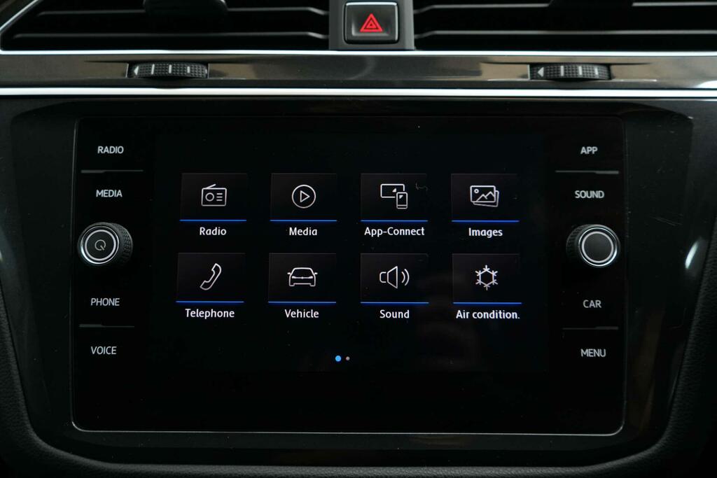 Volkswagen Tiguan 2.0 Tdi Se Navigation Suv Ss Grey #30