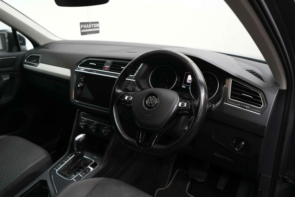 Volkswagen Tiguan 2.0 Tdi Se Navigation Suv Ss Grey #21