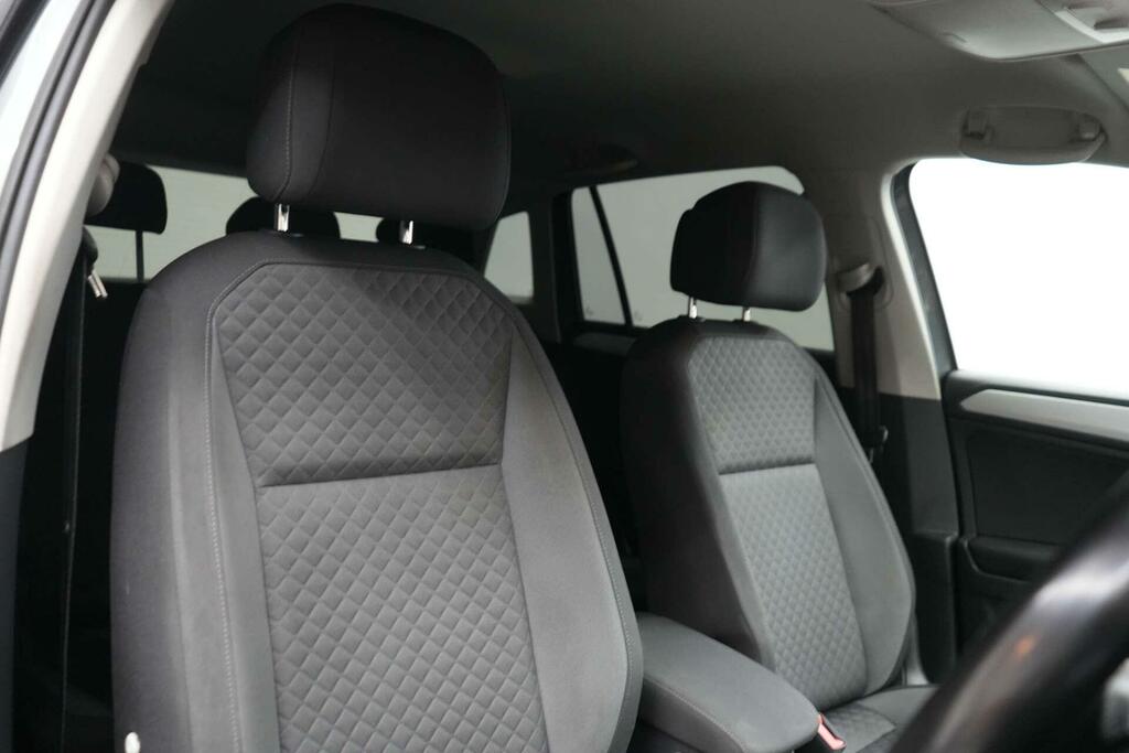 Volkswagen Tiguan 2.0 Tdi Se Navigation Suv Ss Grey #19