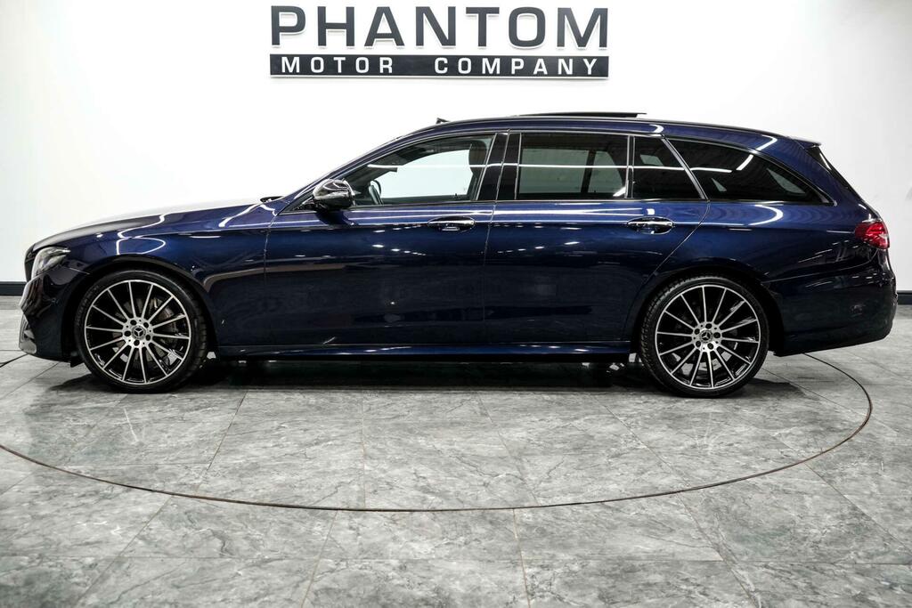 Mercedes-Benz E Class Amg Line Night Edition Blue #3