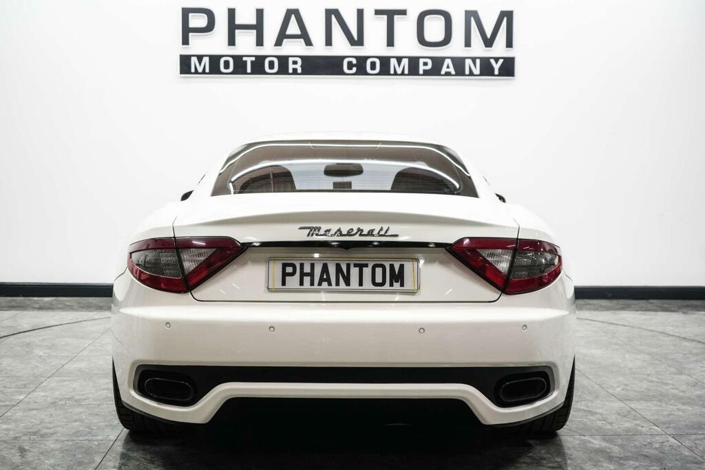 Maserati GranTurismo Sport White #4