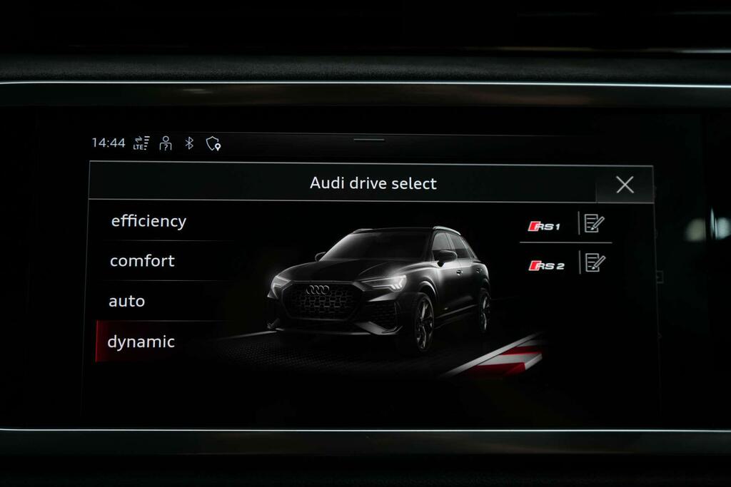 Audi RS Q3 Rs Q3 Tfsi Quattro Audi Sport Edition S Tronic Black #38