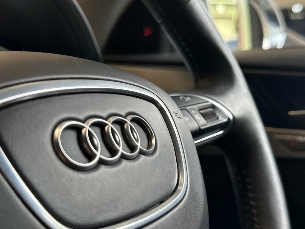 Audi S8 S8 White #60