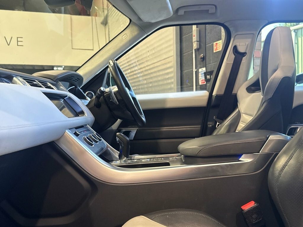 Land Rover Range Rover Sport 3.0 Sd V6 Dynamic Suv Aut White #54