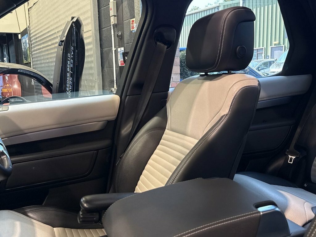 Land Rover Discovery D300 Commercial R-dynamic Hse Mhev #33
