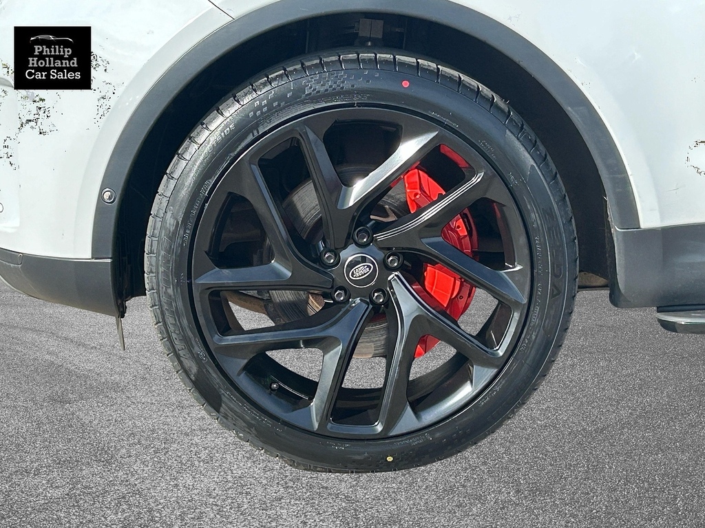 Land Rover Discovery Suv White #4