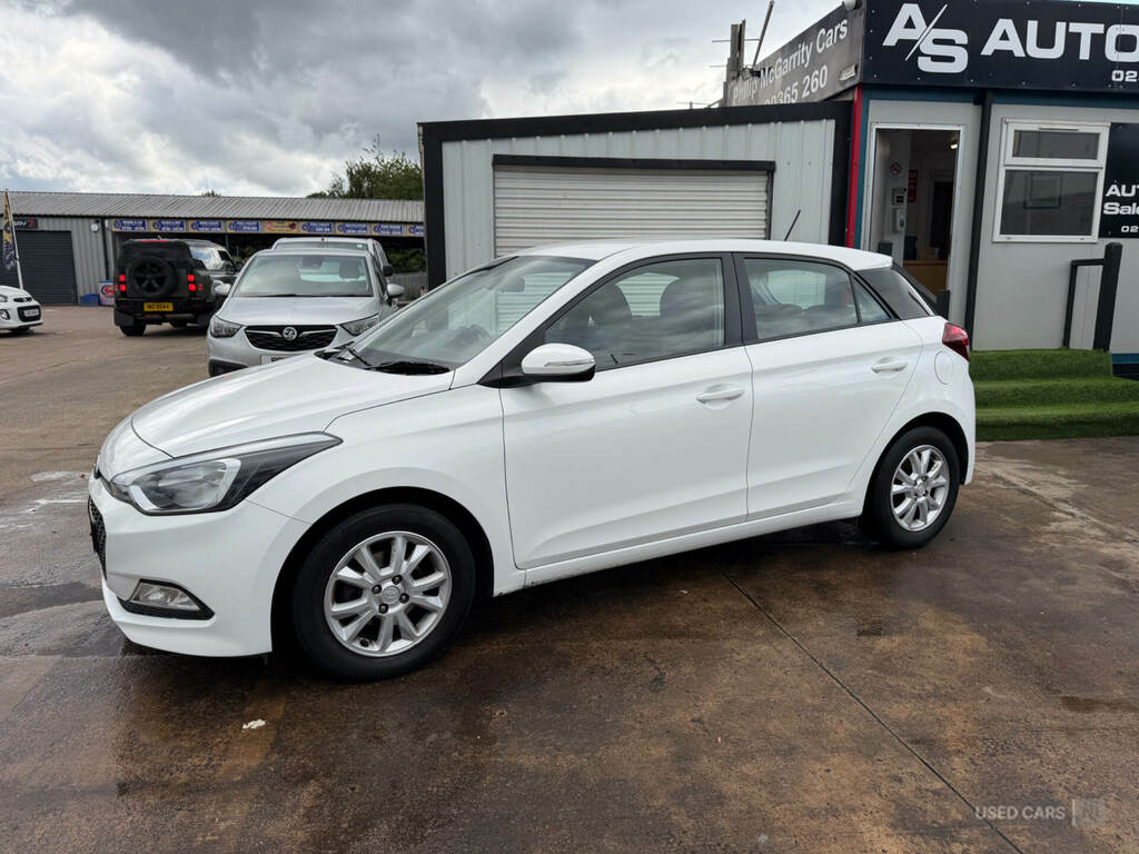 Hyundai I20 1.2 Se White #3