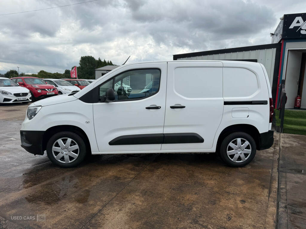 Vauxhall Combo 2000 1.5 Turbo D 75Ps H1 Dynamic Van White #6