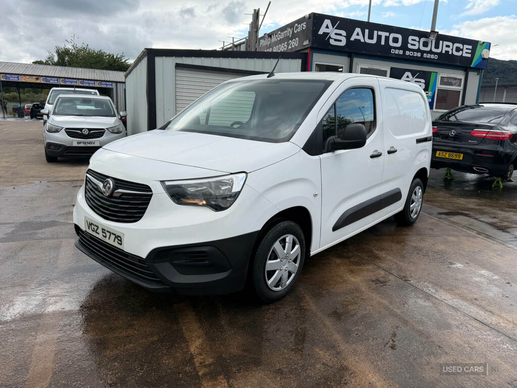 Vauxhall Combo 2000 1.5 Turbo D 75Ps H1 Dynamic Van White #5