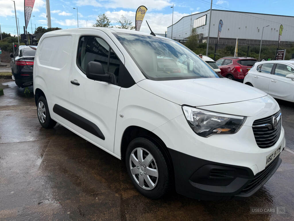 Vauxhall Combo 2000 1.5 Turbo D 75Ps H1 Dynamic Van White #2