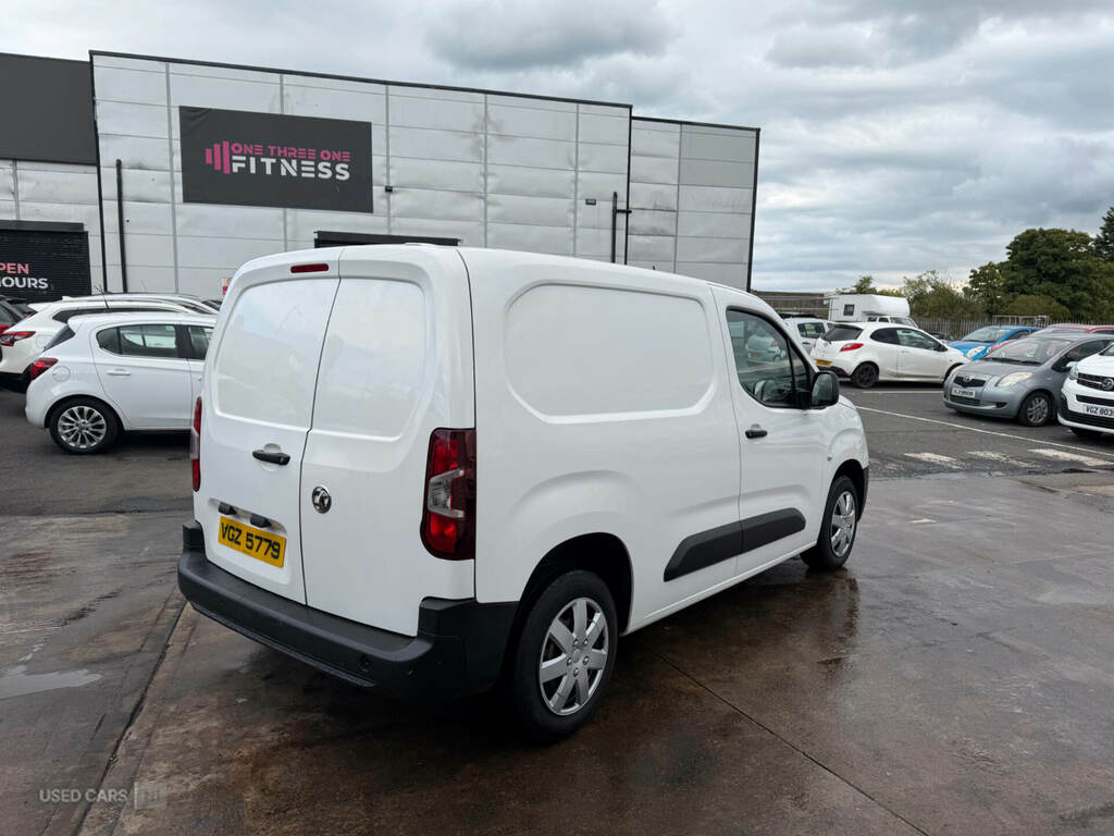 Vauxhall Combo 2000 1.5 Turbo D 75Ps H1 Dynamic Van White #4