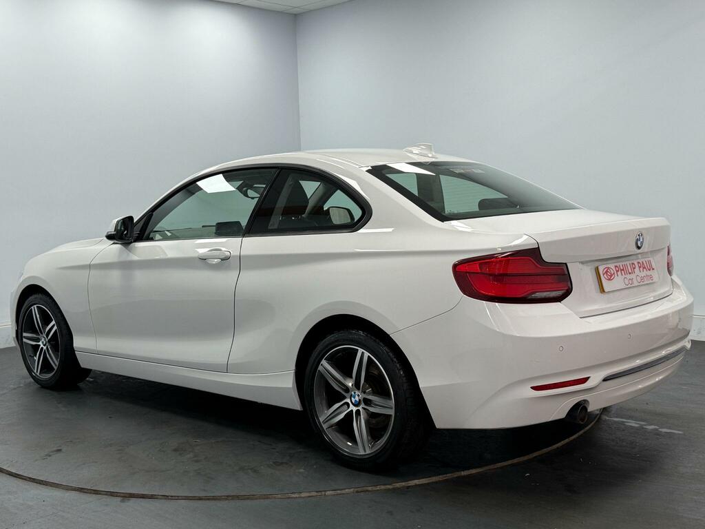 BMW 2 Series 218D Sport Nav White #3