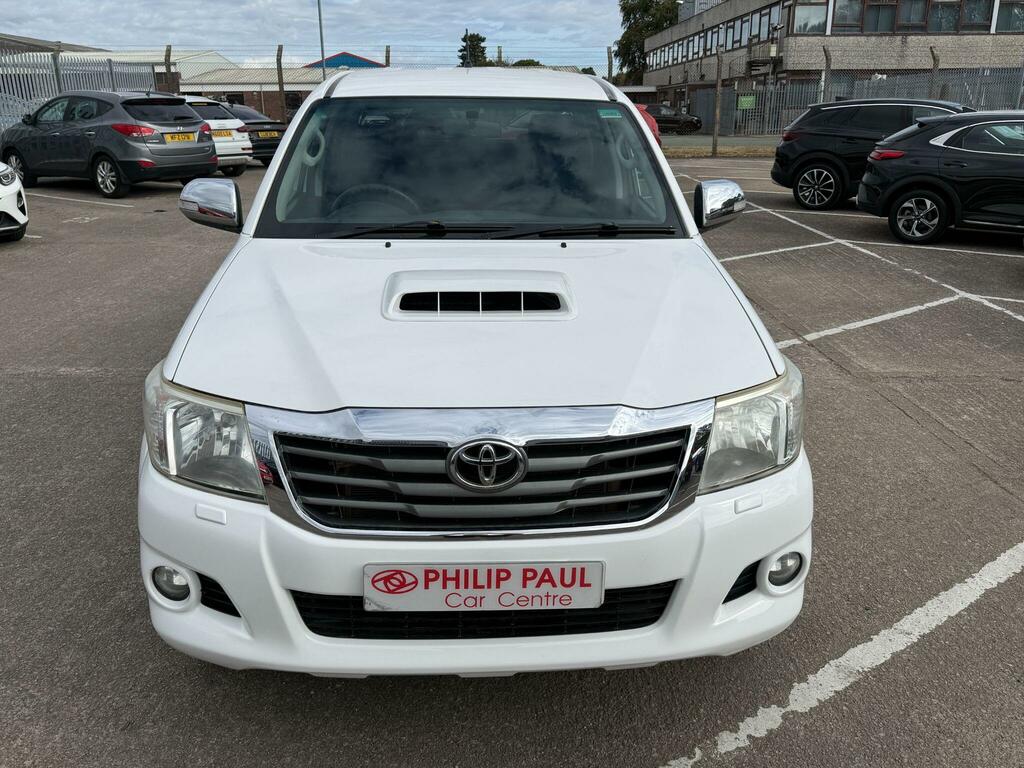 Toyota HILUX Invincible Dcab Pick Up 3.0 D-4d 4Wd 171 White #5