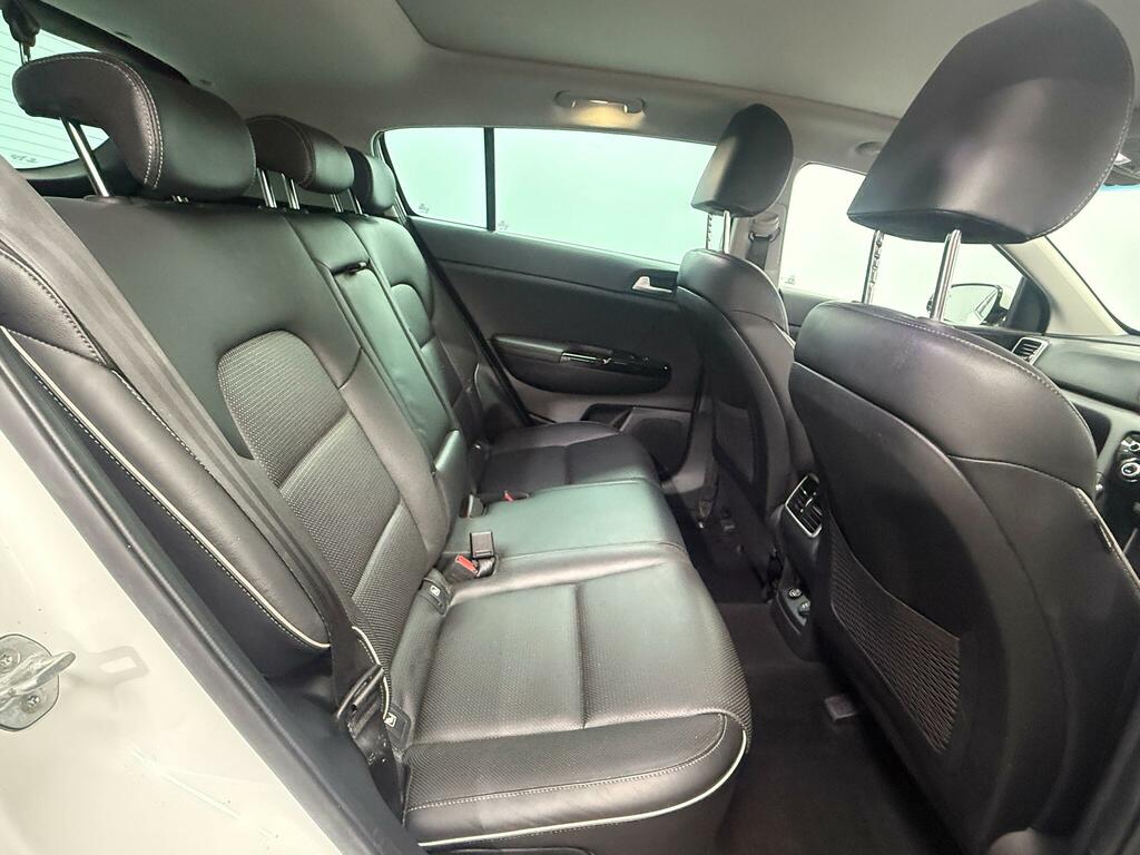 Kia Sportage 1.6 Crdi Isg 4 White #6