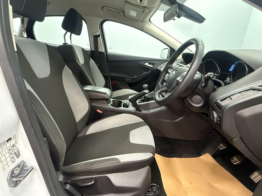 Ford Focus 1.6 Tdci 115 Zetec S White #5