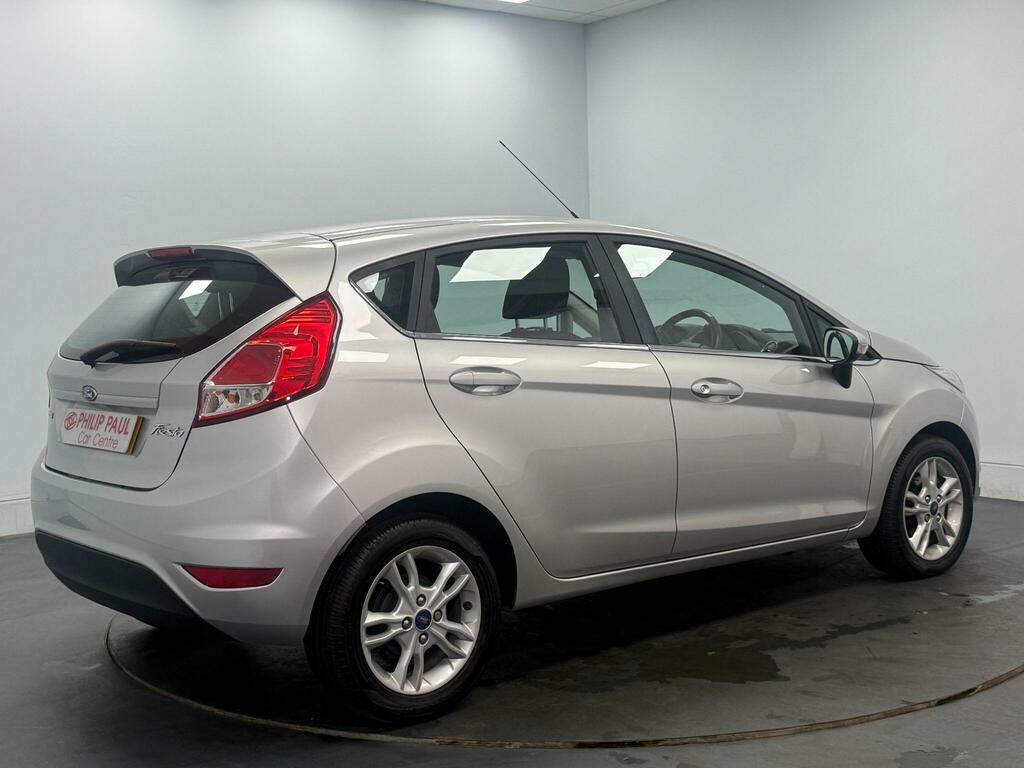 Ford Fiesta 1.0 Ecoboost Zetec Silver #4