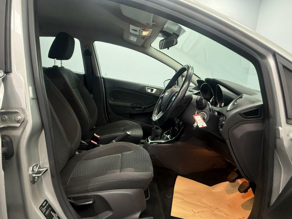 Ford Fiesta 1.0 Ecoboost Zetec Silver #5